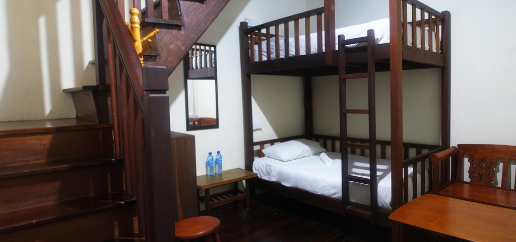 Silver Shine Guesthouse George Town Exteriör bild