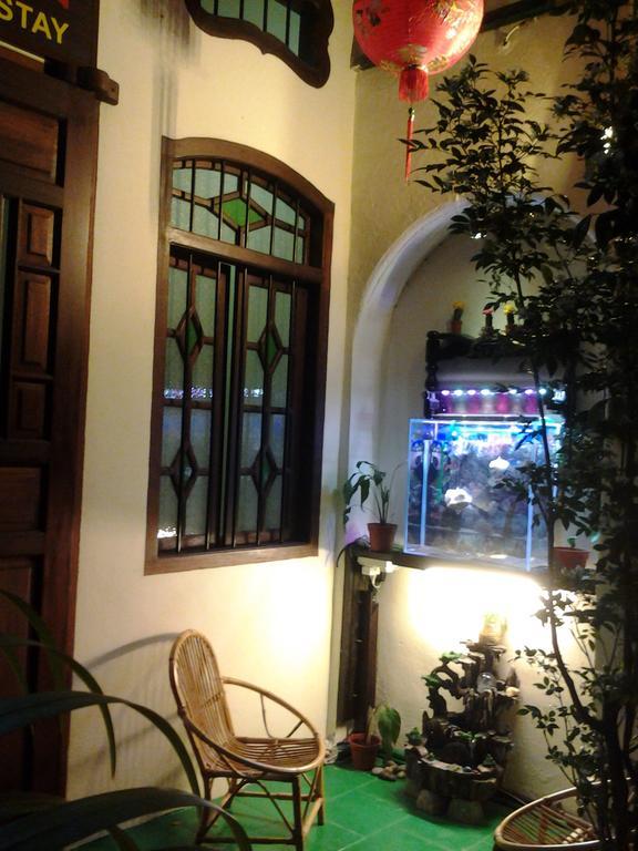 Silver Shine Guesthouse George Town Exteriör bild
